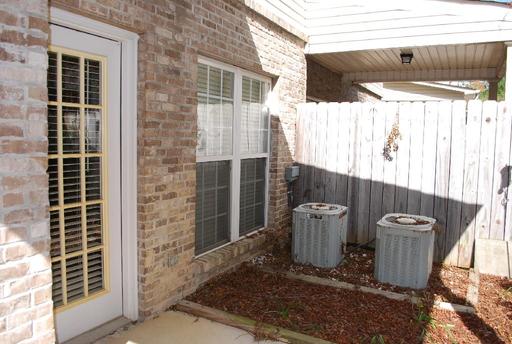 Building Photo - 1419 River Walk Cir