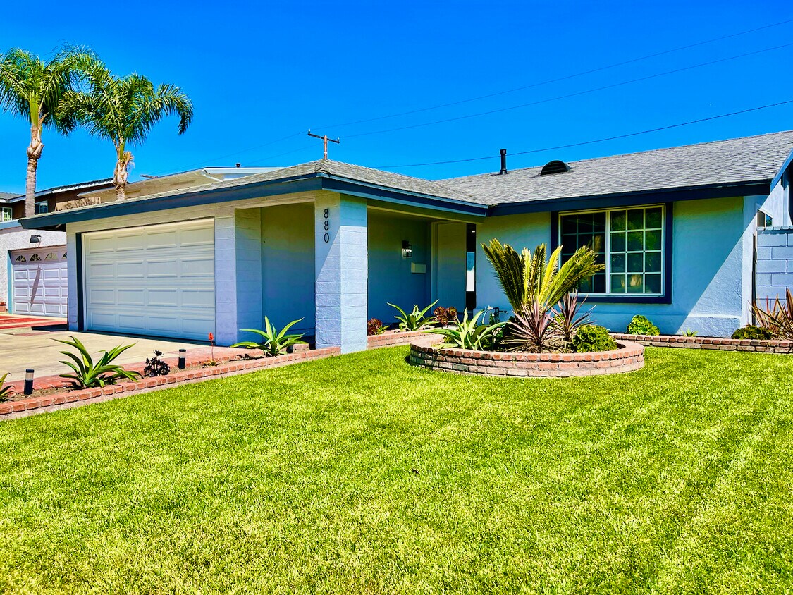 Foto principal - 880 E Gladwick St