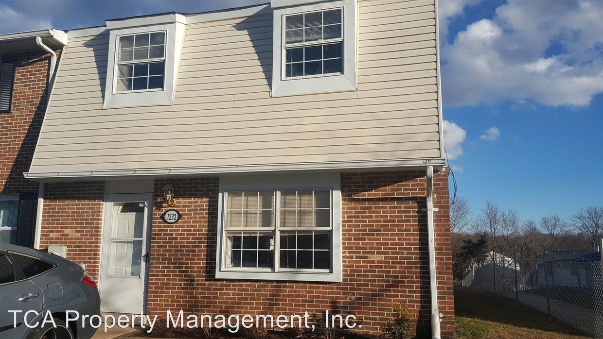 Foto principal - 1232 Battery Dr