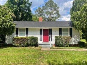 Building Photo - 1608 Cornell Dr