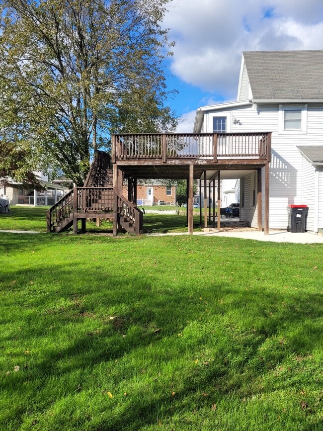 216 S 9th St Unit 2nd floor, Lehighton, PA 18235 Apartments in