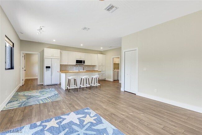 Foto del edificio - 3101 E 18th St