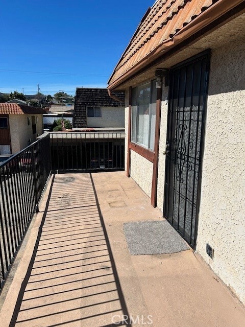 Building Photo - 238 N Pico Ave