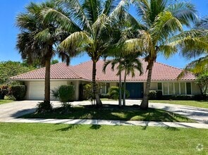 Building Photo - 6593 Serena Ln