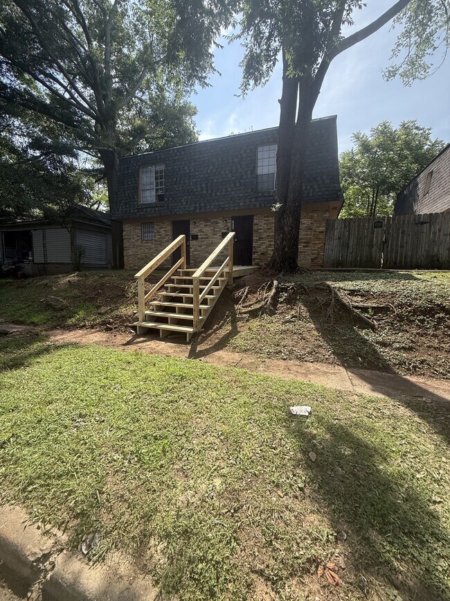 Building Photo - 7805 3rd Ave S