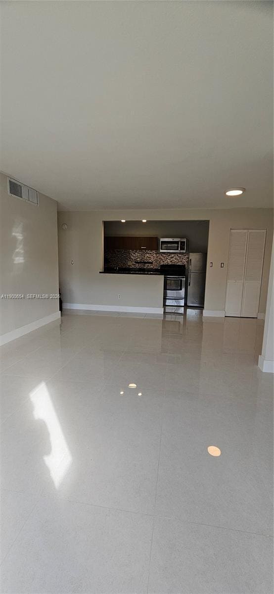 Building Photo - 4360 NW 79th Ave