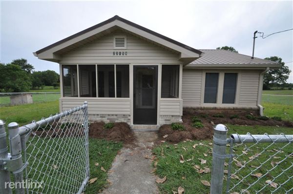 Foto del edificio - 23159 Whitfield Rd