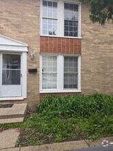 Building Photo - 2110 Hebron Ave