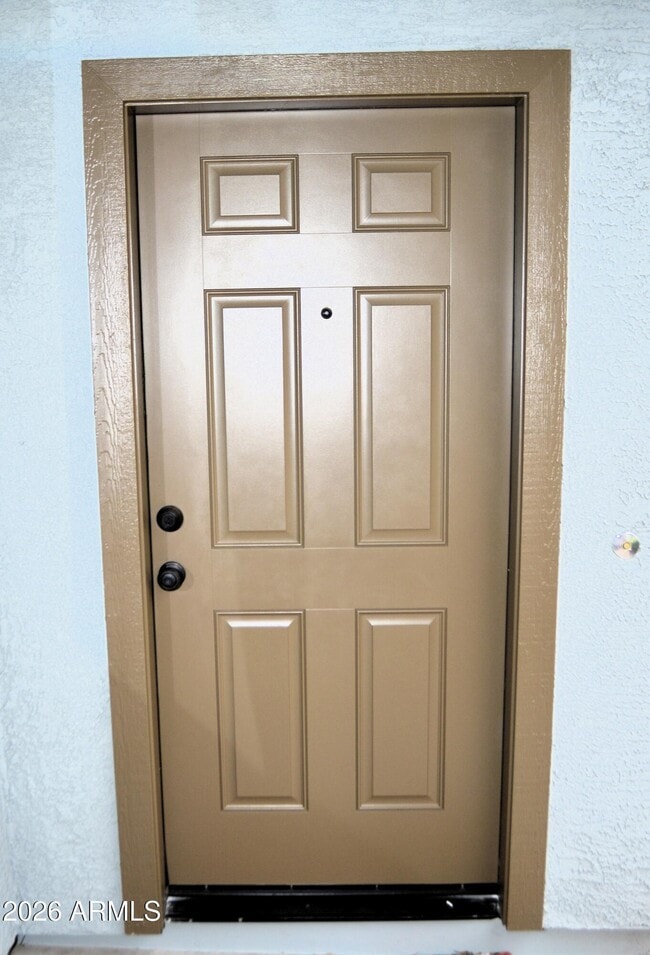 Building Photo - 964 S Almira Ave