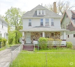Building Photo - 4309 E 128th St