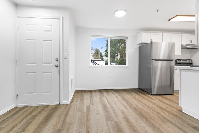 Building Photo - Reedville Meadows