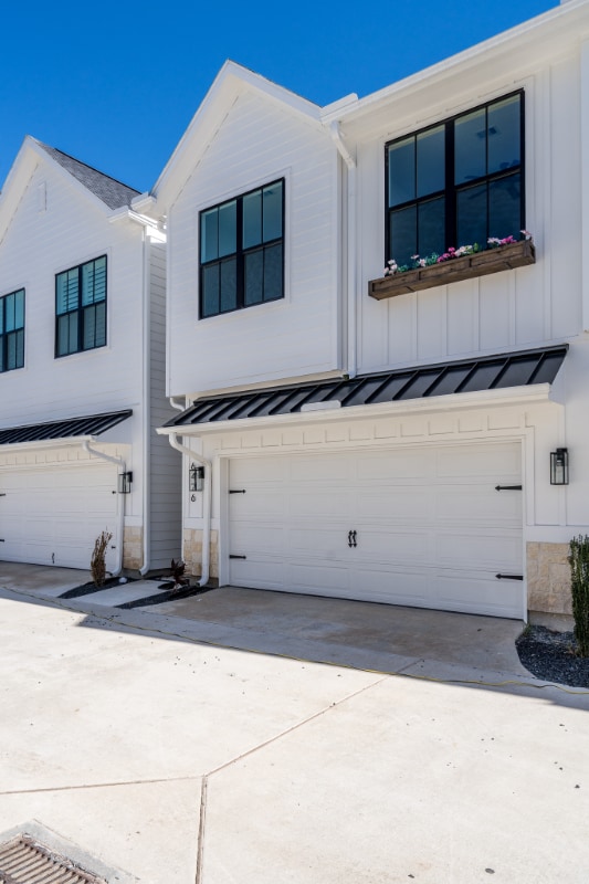Building Photo - 6426 Highland Pine Ln