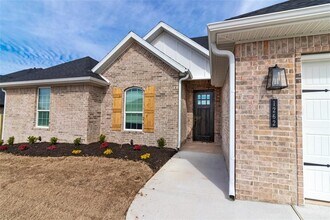 Building Photo - 1262 Cittadella Ave