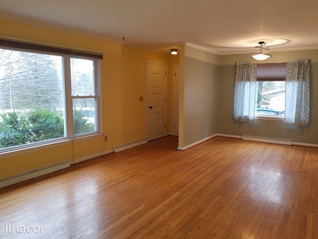 Building Photo - 3 br, 2 bath House - 27 Ferguson Rd