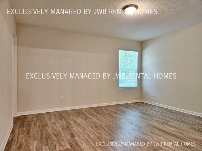 Building Photo - 8015 Mattox Ave