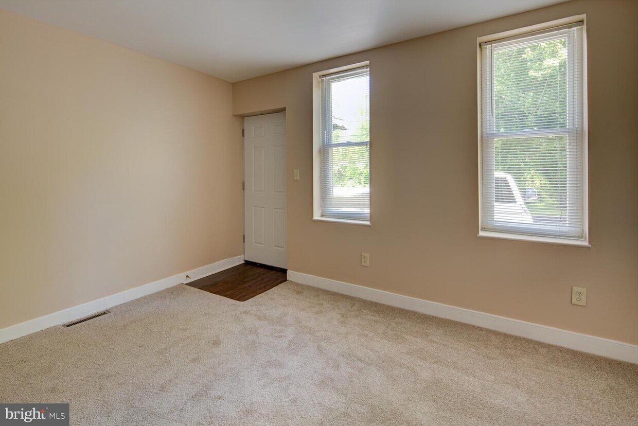 616 Clark St, New Castle, DE 19720 Townhome Rentals in New Castle DE