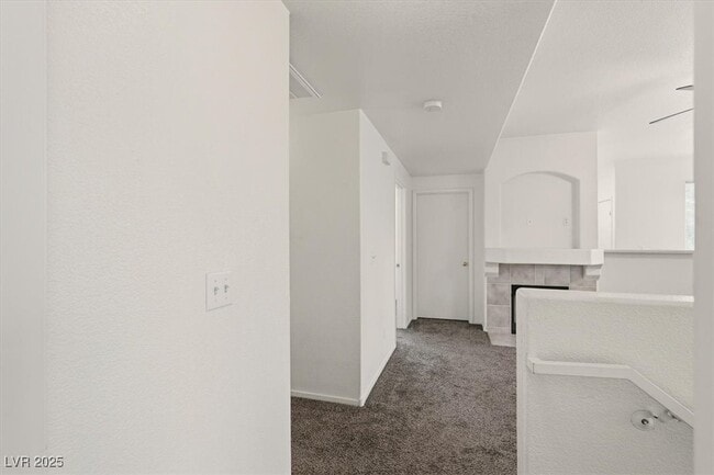 Building Photo - 9050 W Warm Springs Rd