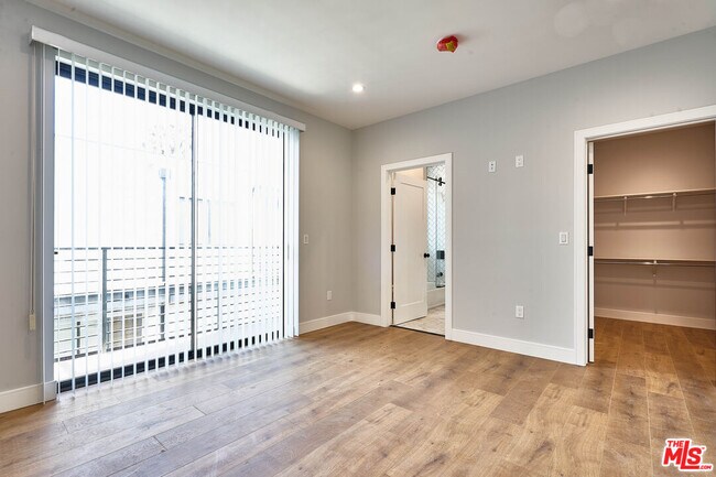 Building Photo - 13928 Bessemer St