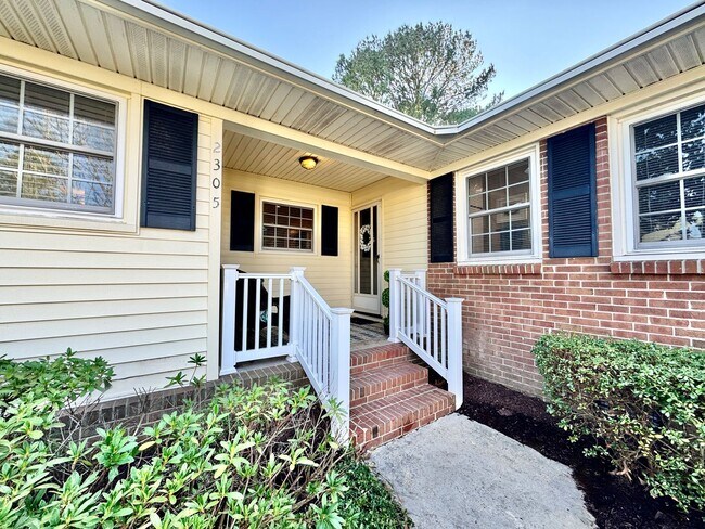 Building Photo - READY NOW!! 4-Bedroom Ranch w/Two Master S...