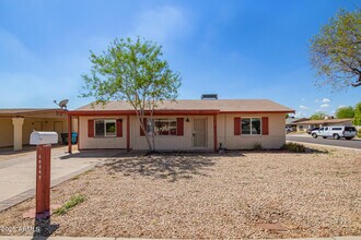 Building Photo - 18240 N 34th Dr