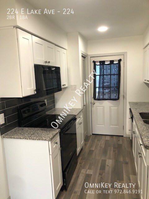 Foto del edificio - 224 E Lake Ave