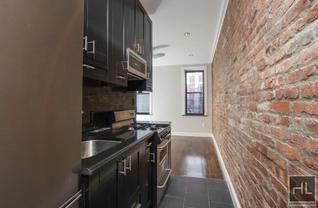 Building Photo - East 18th Street