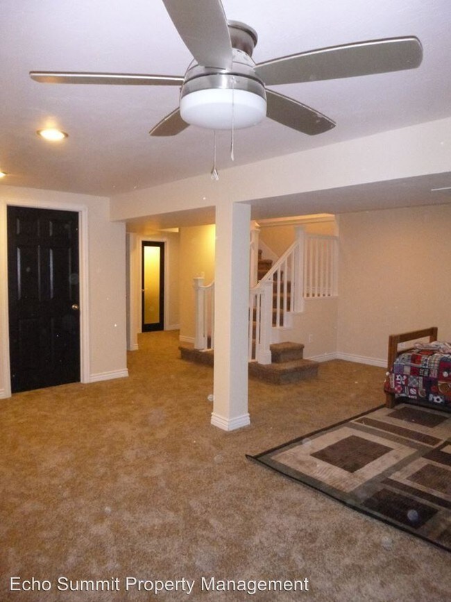 Foto del edificio - 1564 S Carson St