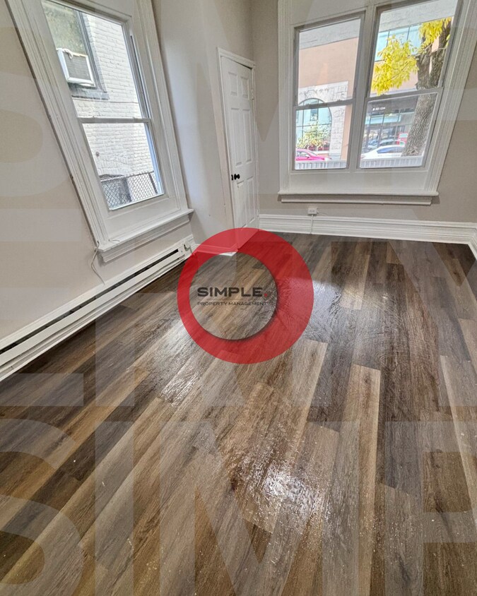 Foto principal - 230 N 4th St