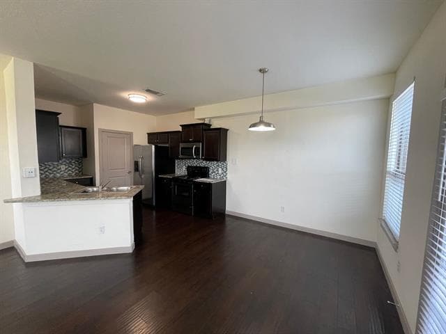 Building Photo - 3605 Valley Vista Dr