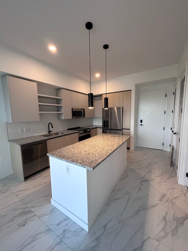 Foto del edificio - 2509 NE 182nd St