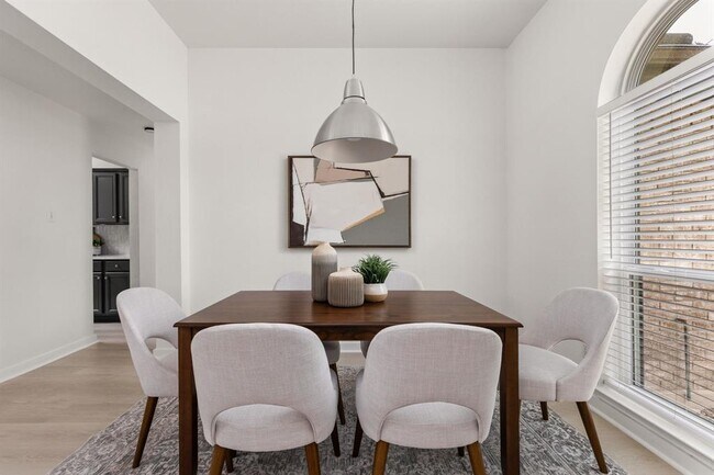 Foto del edificio - 8005 Willet Trail