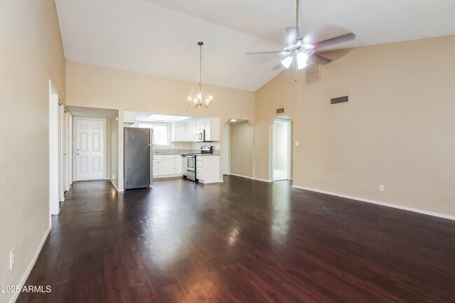 Building Photo - 16422 N 66th Dr