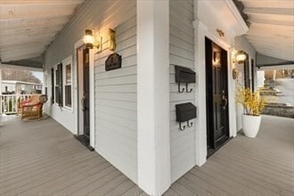 Building Photo - 2 Highland Terrace