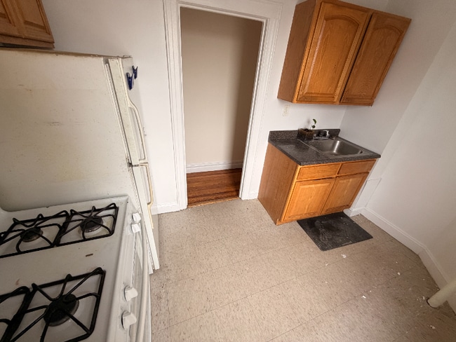 Photo - 1649 Edison Ave Apartment