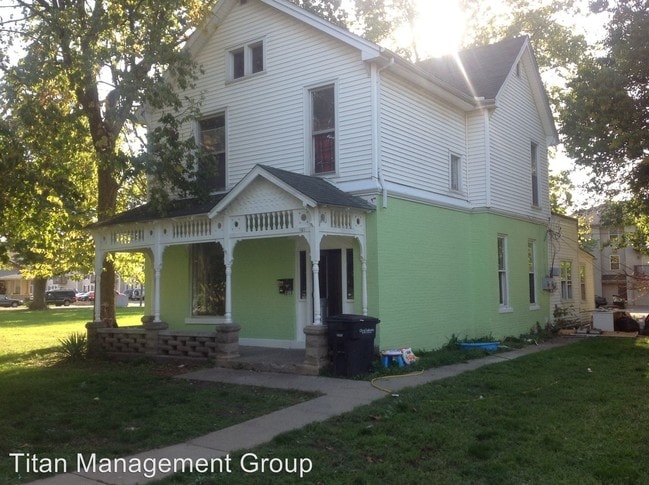 Building Photo - 1014 N 7th St