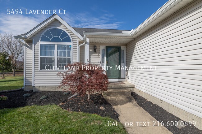 Foto del edificio - 5494 Lavender Ct