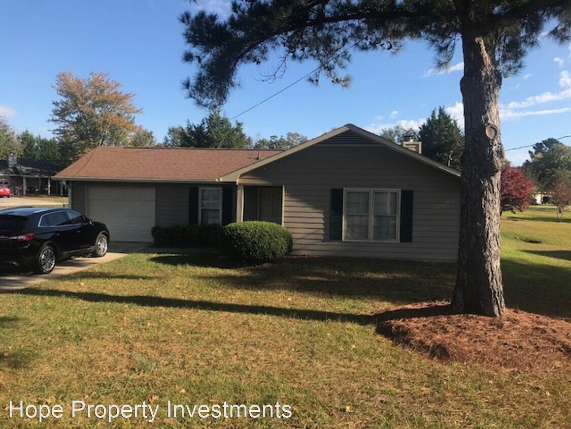 Primary Photo - 3 br, 2 bath House - 604 South Jeff Davis