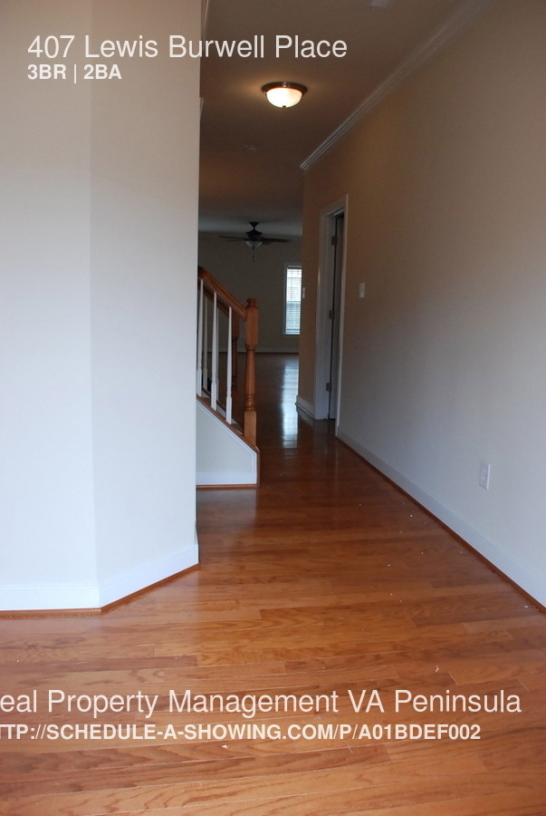 Building Photo - Quarterpath Townhome in Williamsburg for Rent