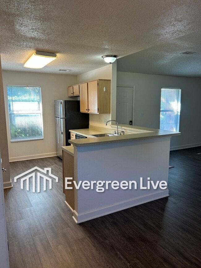 Building Photo - 60 Boreal Ct