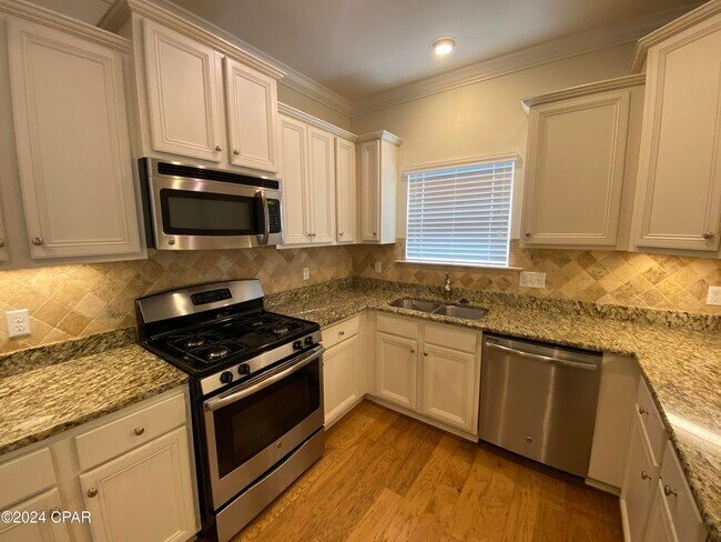 Foto del edificio - 4803 Stellata Ln