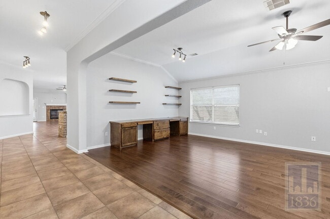 Foto del edificio - 420 Torrington Dr