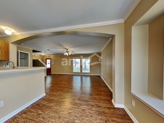 Building Photo - 13775 Running Bear Dr