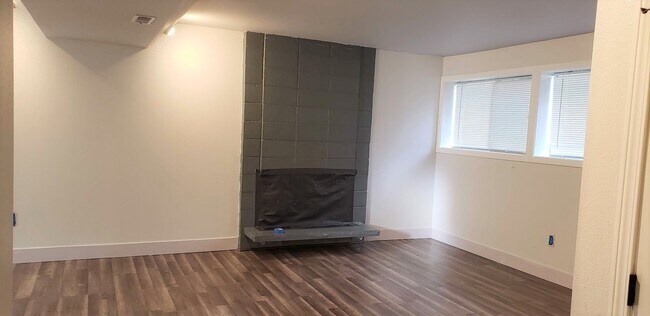 Foto del edificio - Great Home For Rent