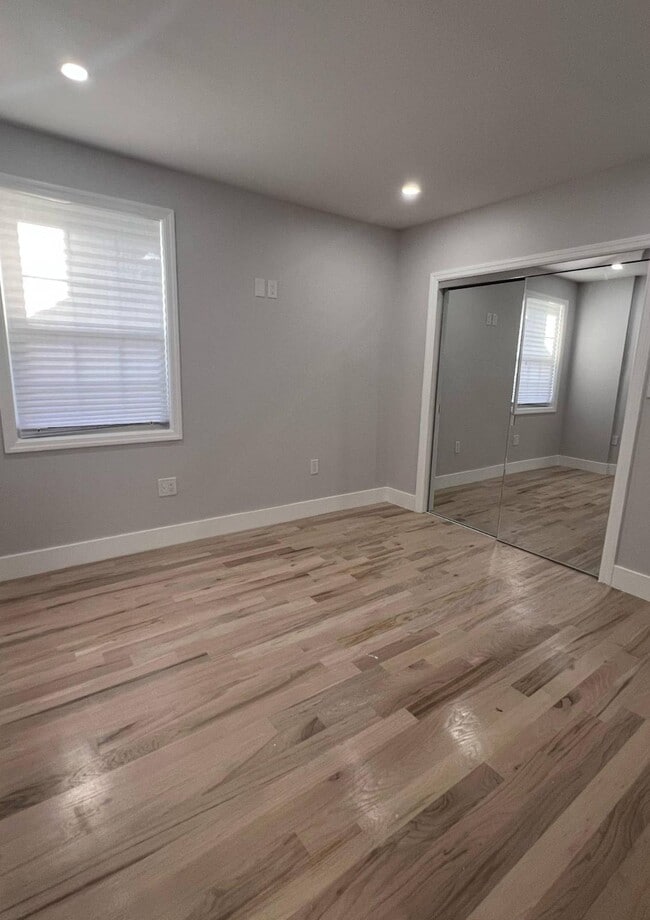 Foto del edificio - 209-58 110th Ave