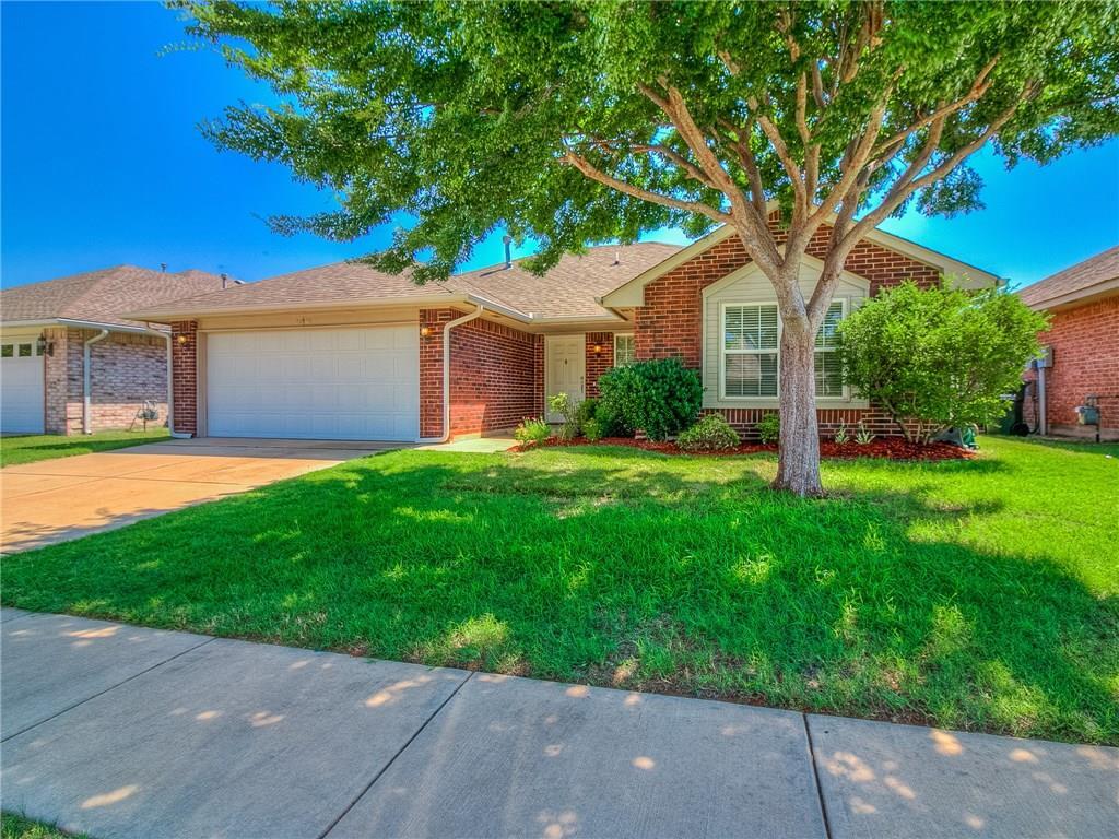 Primary Photo - 21866 Pioneer Cir