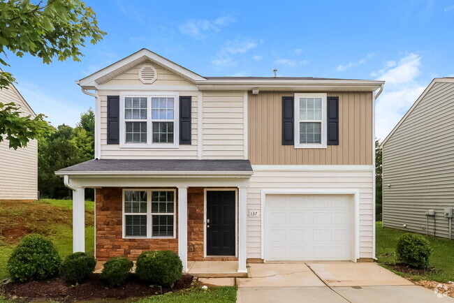 Building Photo - 137 Autumn Bluff Cir