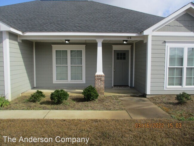Building Photo - 4 br, 2 bath House - 128 Live Oak Dr.