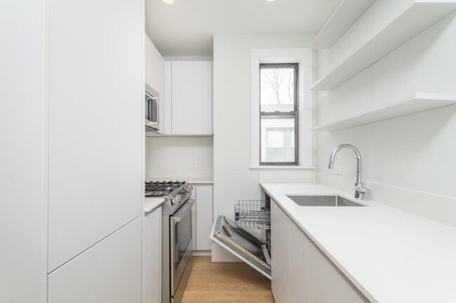 Building Photo - 8 Elko St