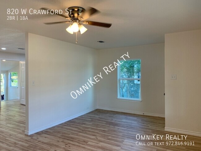 Foto del edificio - 820 W Crawford St