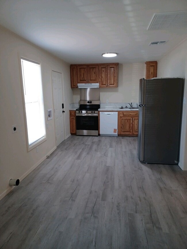 Foto del edificio - 1403 Lincoln Ave